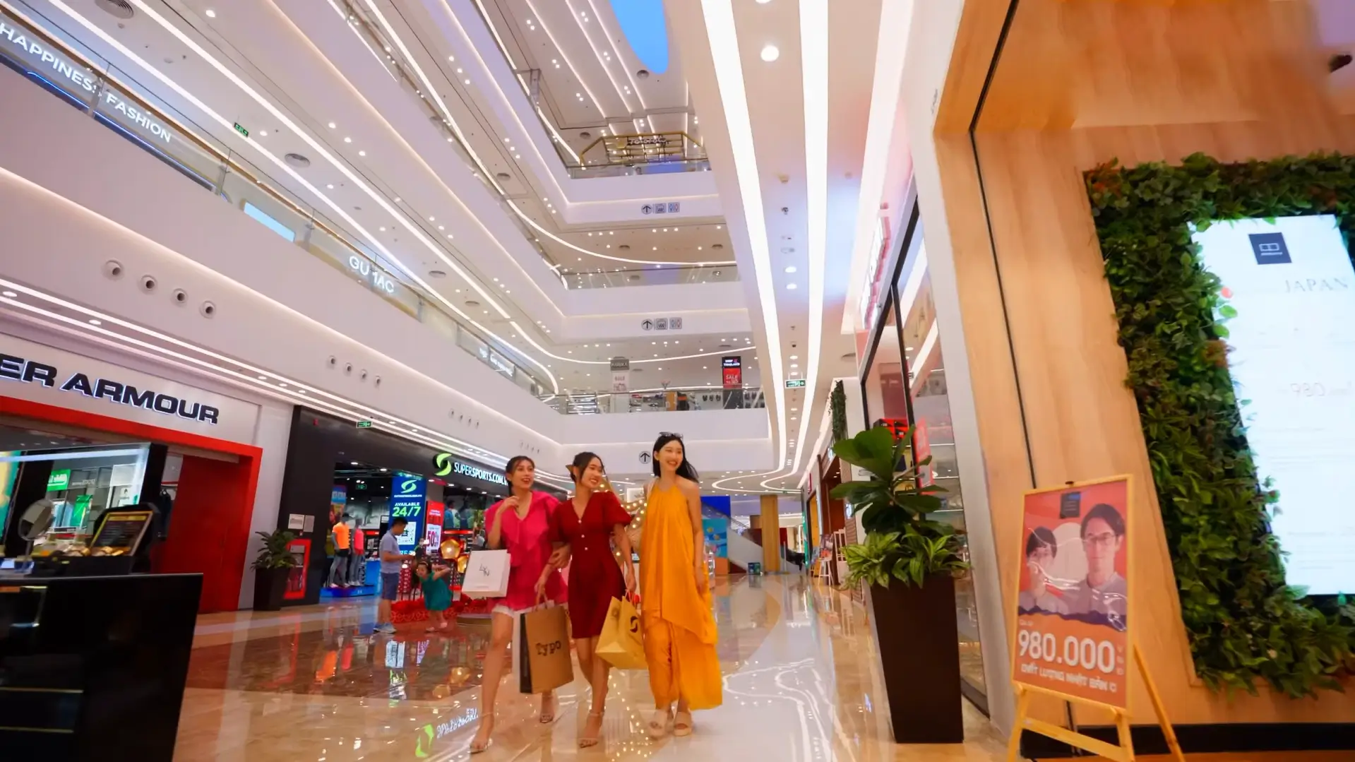 Vui chơi tại Vincom Mega Mall Vinhomes Ocean Park 2